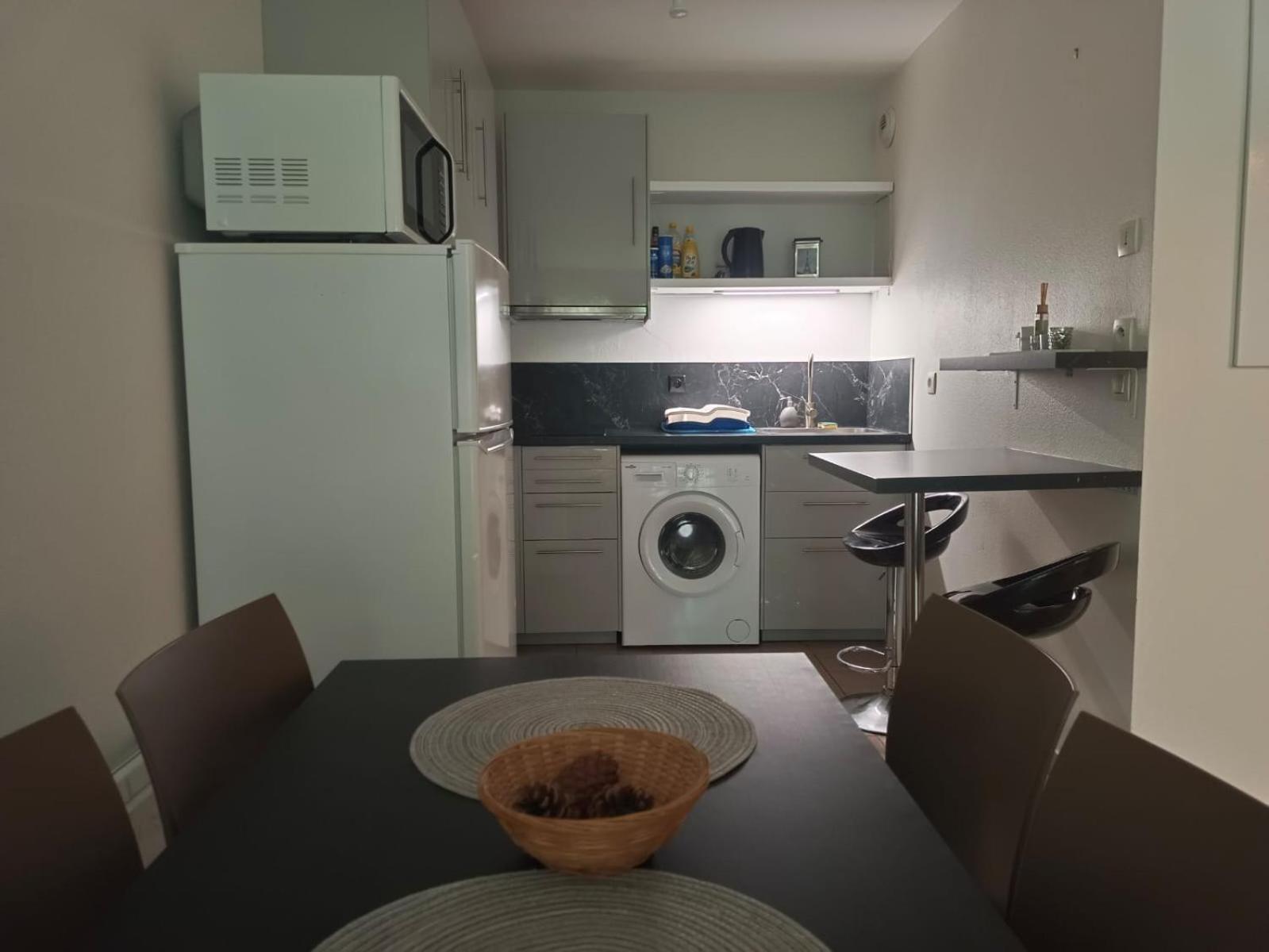 Proche Disneyland Paris - Appartement Avec Balcon Sans Vis A Vis - Parking Prive Residence Calme Монтеврен Екстериор снимка